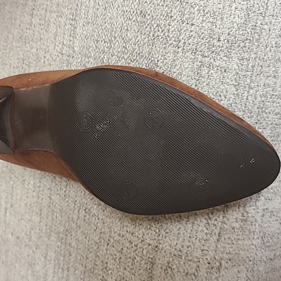 Suede brown kitten heels - Picture 4 of 4